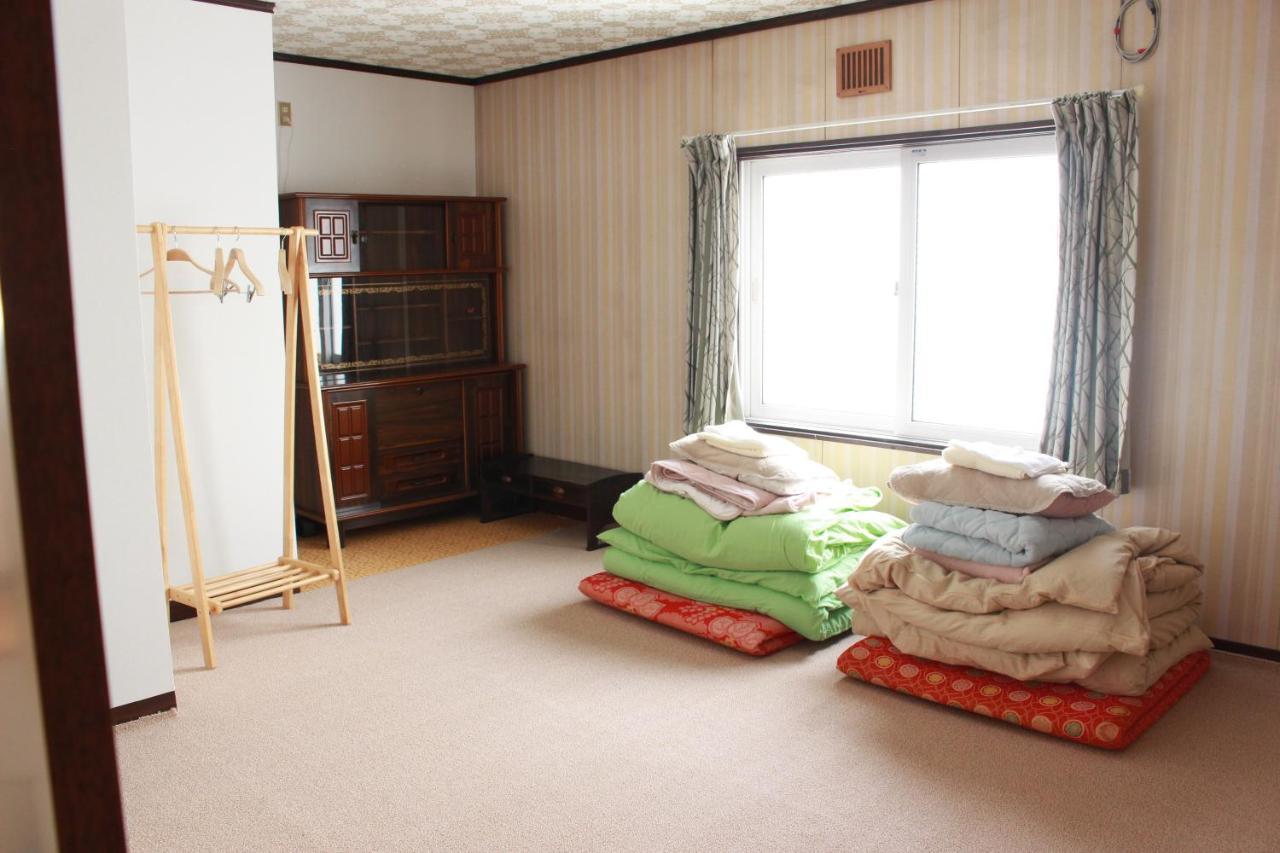 فندق روسوتسوفي  Chise House الغرفة الصورة